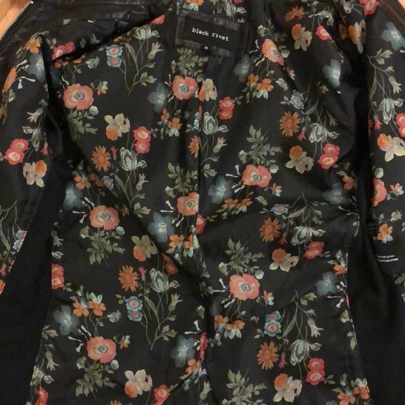 Black river faux leather moto jacket , size M - Picture 9 of 10